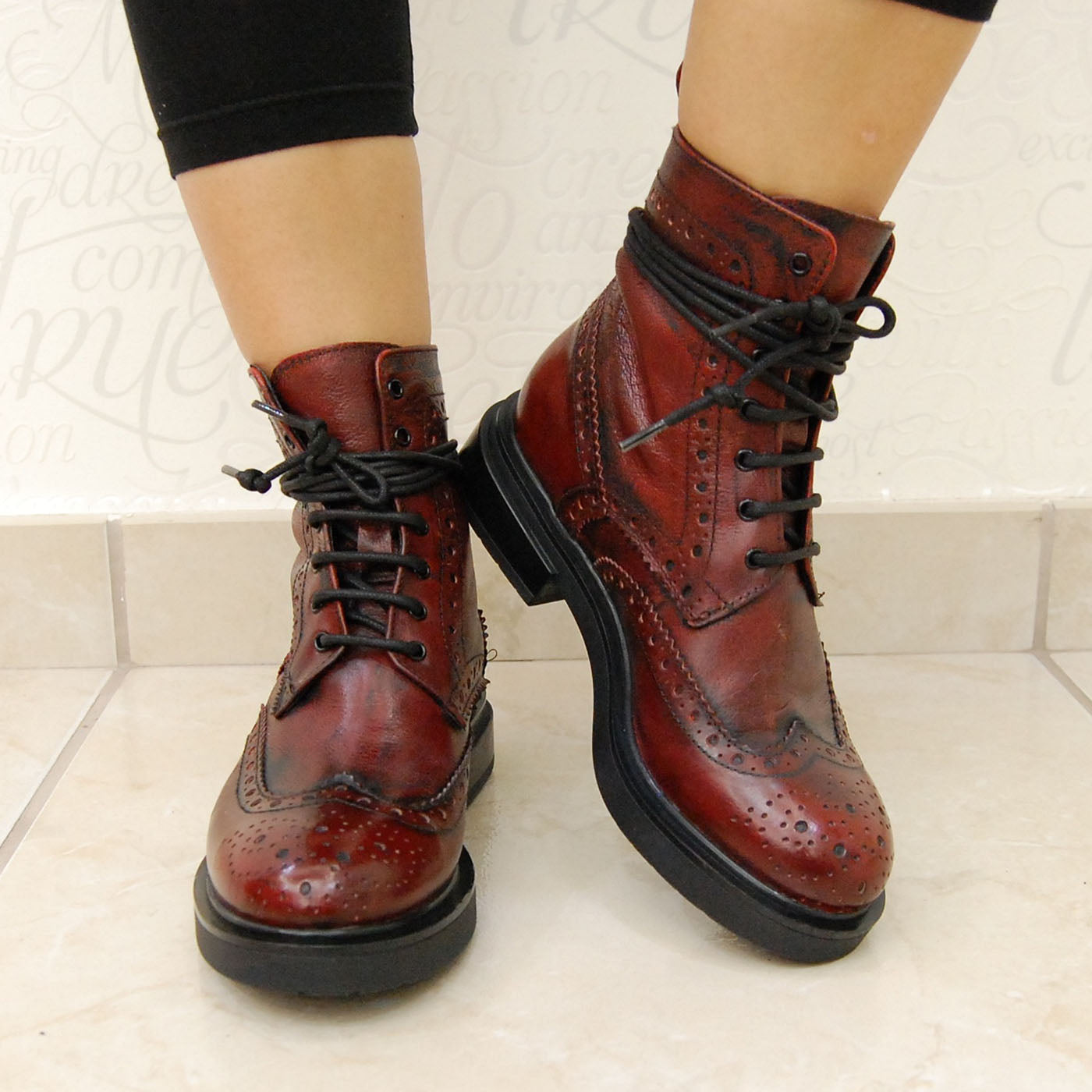 LELA 02 - lace-up ankle boots leather RUBY - History541