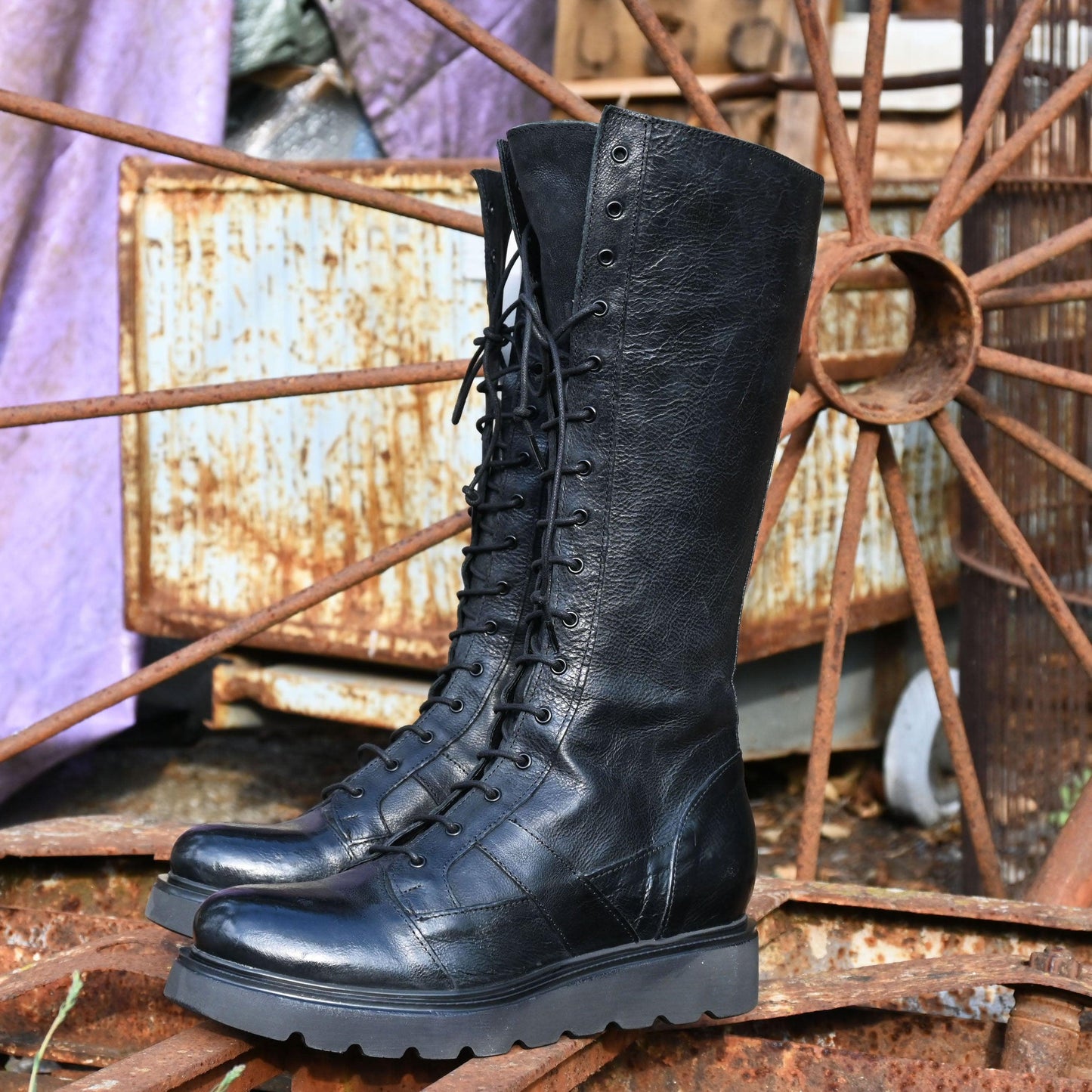 RICH 27 - amphibian boot leather BLACK - History541